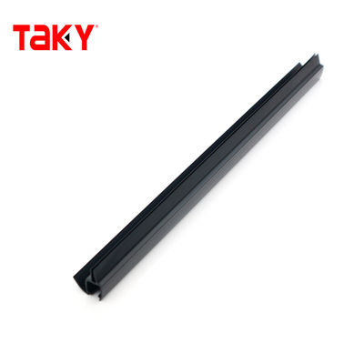 سعر جيد الشركات المصنعة قطاع مخصص PVC الملامح دش أسود مقاوم للماء ختم الشريط الانترنت