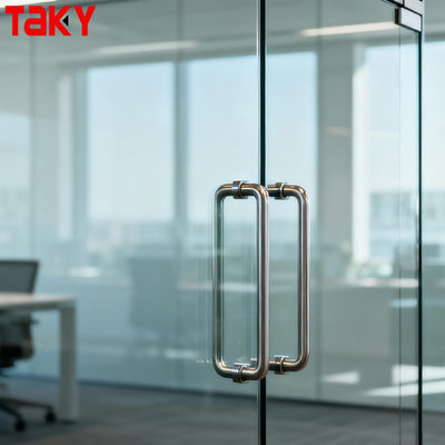 شريط منشفة حديث من الخلف إلى الخلف بدون إطار من الفولاذ المقاوم للصدأ مقبض سحب باب زجاجي للدش